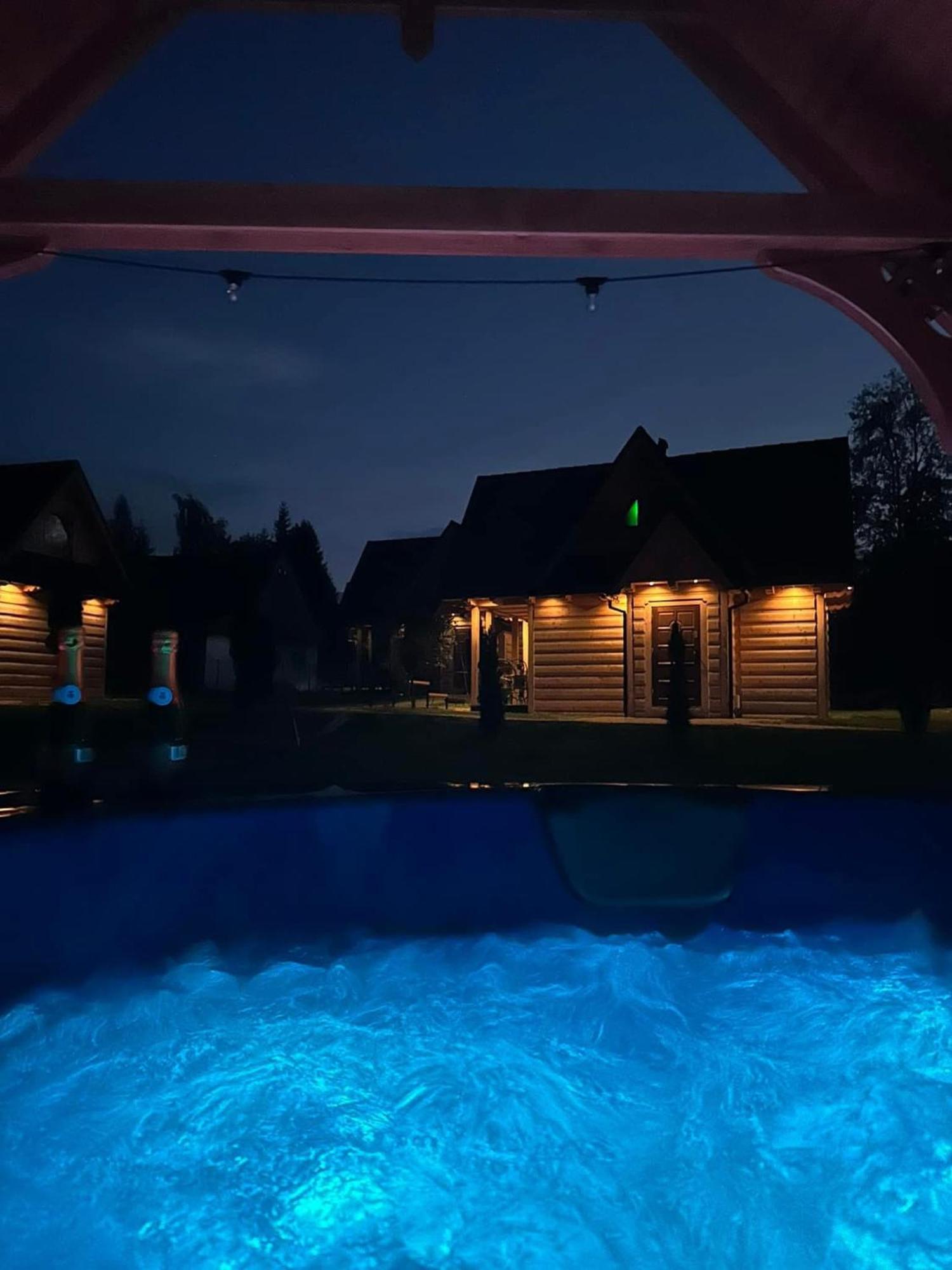 Domki Gawra Z Jacuzzi Zakopane Exterior photo